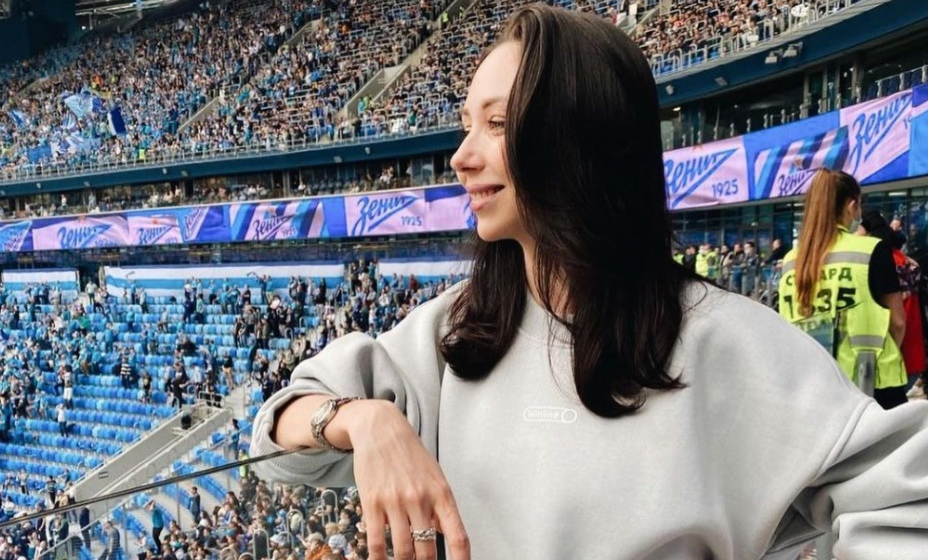 Фигуристка Туктамышева побывала на матче «Зенита» в Санкт-Петербурге. 
Фото: Личная страница Елизаветы Туктамышевой в соцсетях