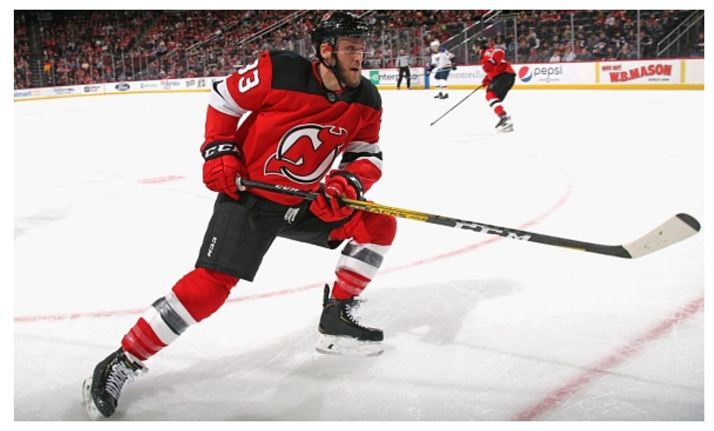 Шведский хоккеист Фредрик Классон стал игроком ЦСКА. Фото: сайт ХК ЦСКА