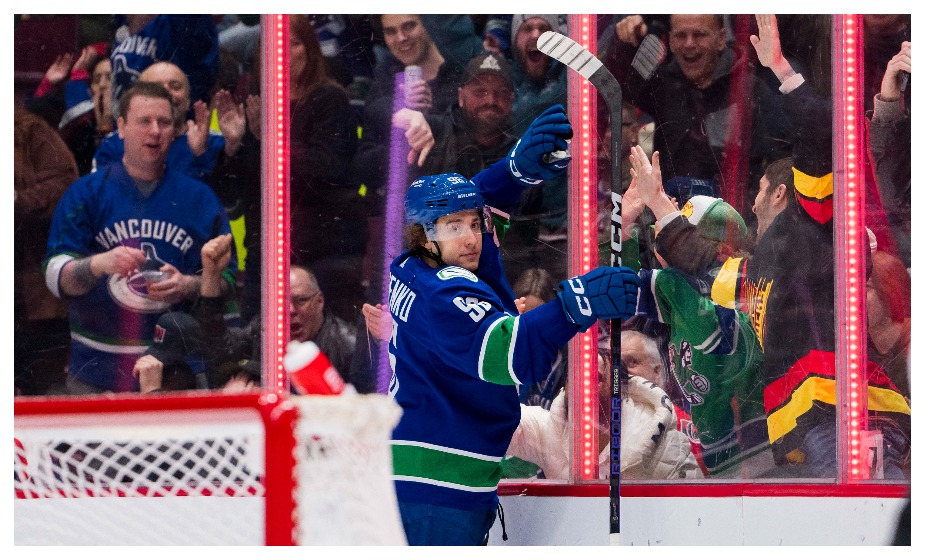 Кузьменко обратился к болельщикам после серьезной травмы, полученной в матче с «Айлендерс». Фото: Reuters