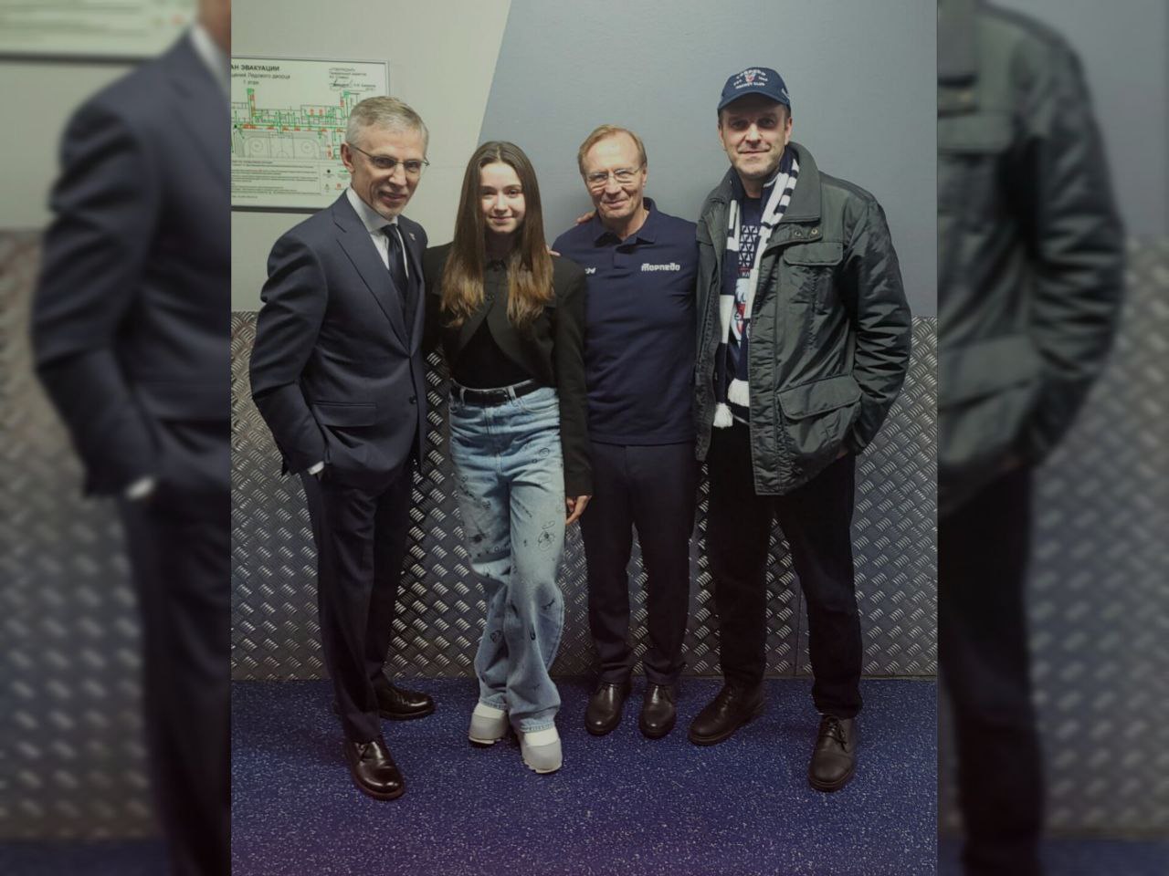 Камила Валиева впервые после дисквалификации появилась на публике. Фото: Telegram-канал артиста Яна Осина