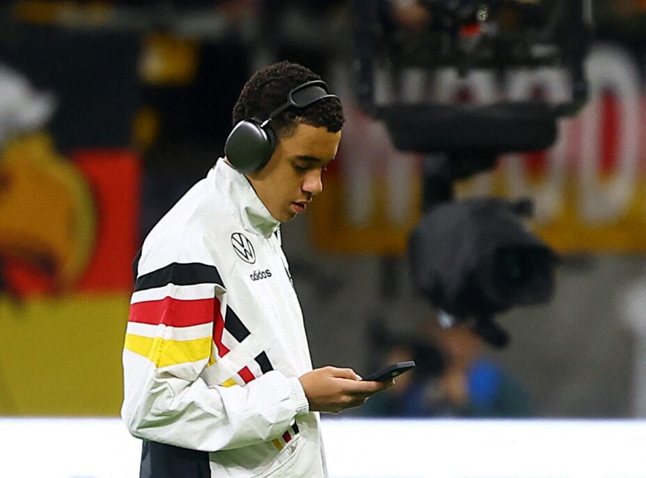 Джамал Мусиала играет за мюнхенскую «Баварию». Фото: reuters