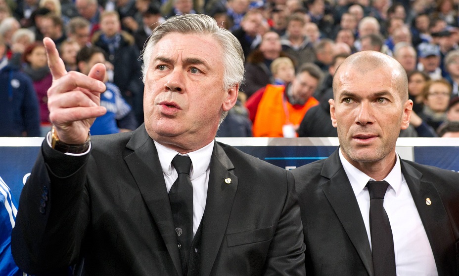 Trainer Carlo ANCELOTTI und Assistenztrainer Zinedine ZIDANE (vl/beideMAD) Fussball international UEFA Championsleague Saison 2013/2014, Achtelfinale Hinspiel: FC Schalke 04 - Real Madrid in Gelsenkirchen, Deutschland am 26.02.2014,

team manager Carlo Ancelotti and Assistant coach Zinedine Dine Zidane Vl beideMAD Football International UEFA Champions League Season 2013 2014 Eighth finals Leg FC Schalke 04 Real Madrid in Gelsenkirchen Germany at 26 02 2014