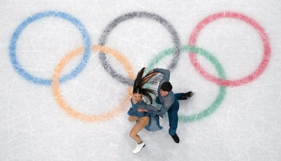 Французы Лоранс Фурнье-Бодри и Гийом Сизерон завоевали золото на Играх 2026. Фото: Reuters