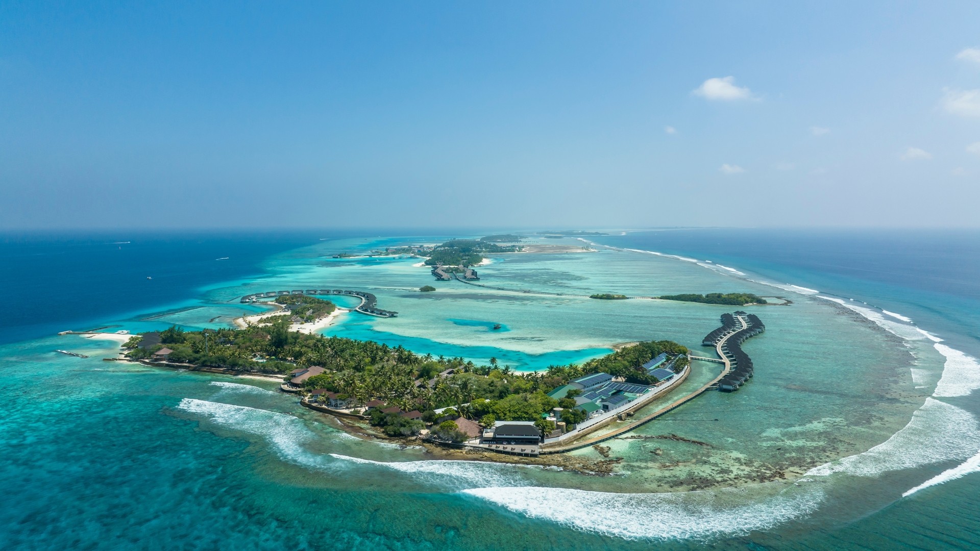 Пляжи и бунгало Cinnamon Dhonveli Maldives.