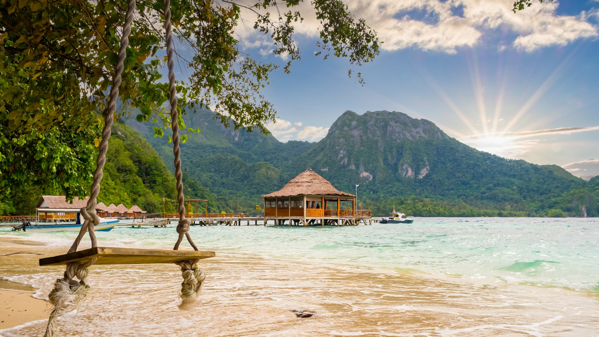 Ора-Бич, остров Серам.