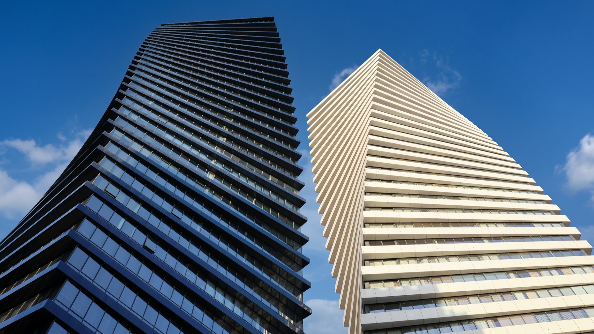 Отель Pullman Tbilisi Axis Towers, Грузия.